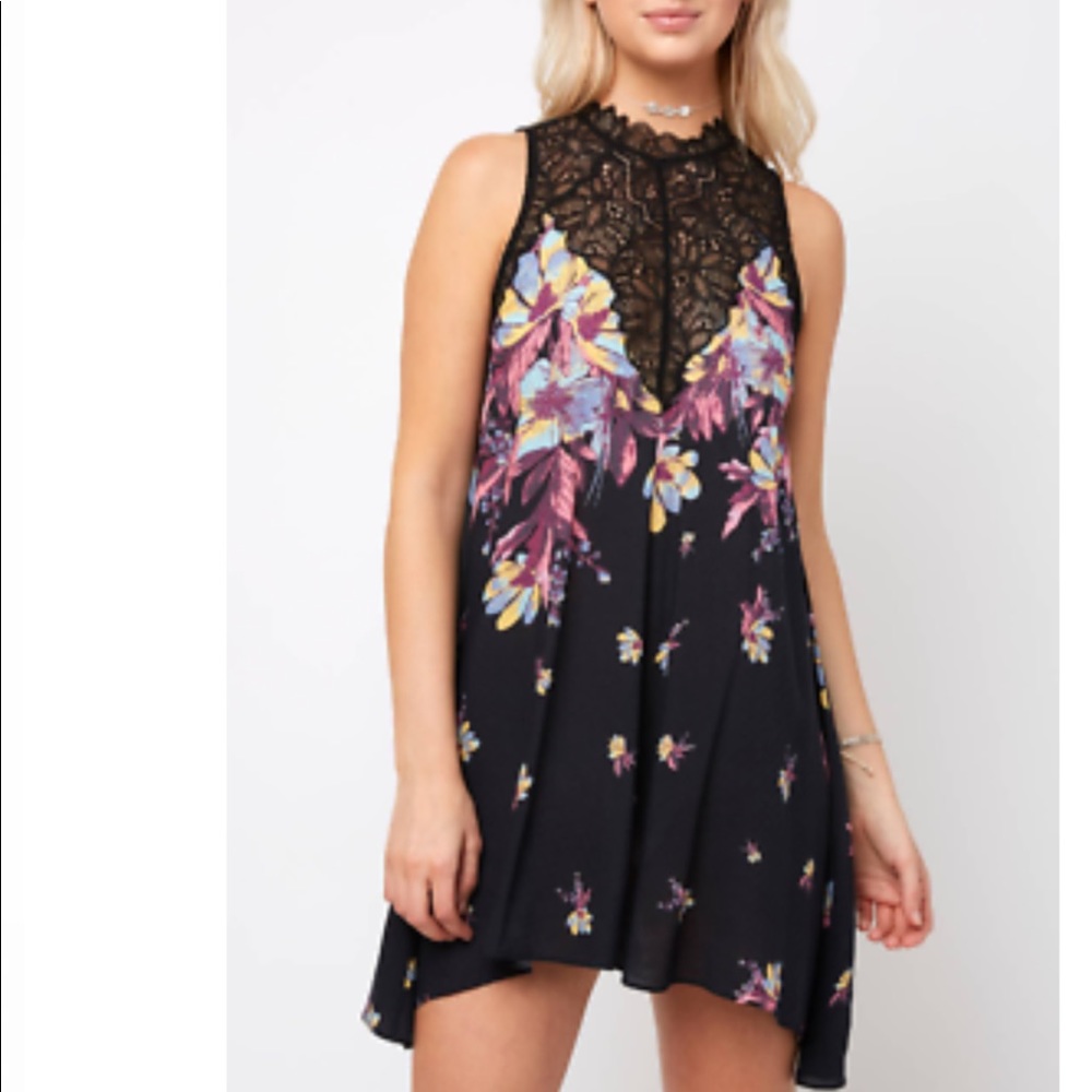 🆕 FREE PEOPLE 🌿 Light & Airy Lace Tank Dress